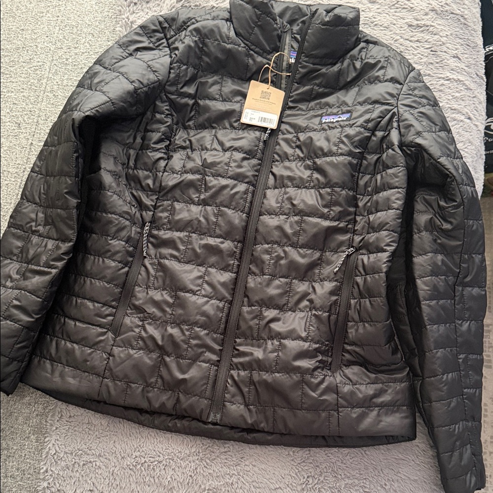 Patagonia Women's Black Puffer Jacket